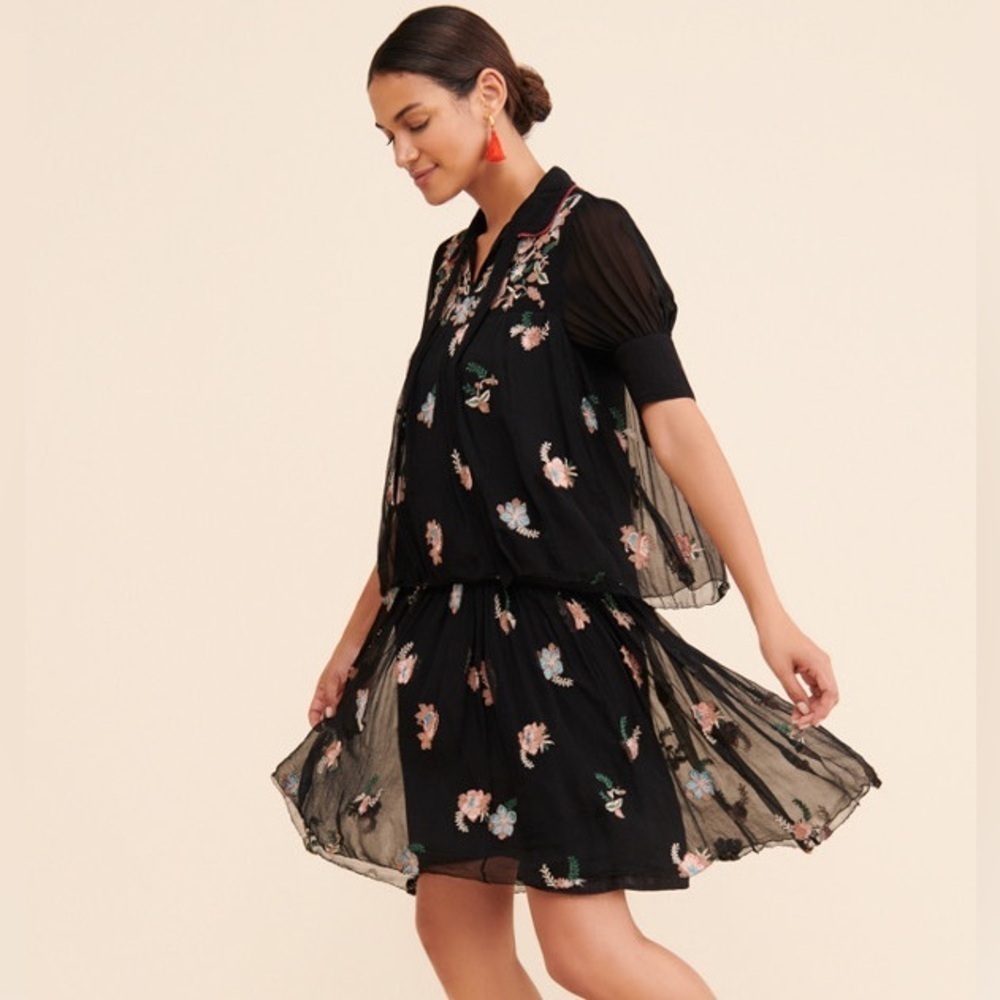Anthropologie Let Me Be Vivian Floral Dress Boho Embroidered Floral Size Small